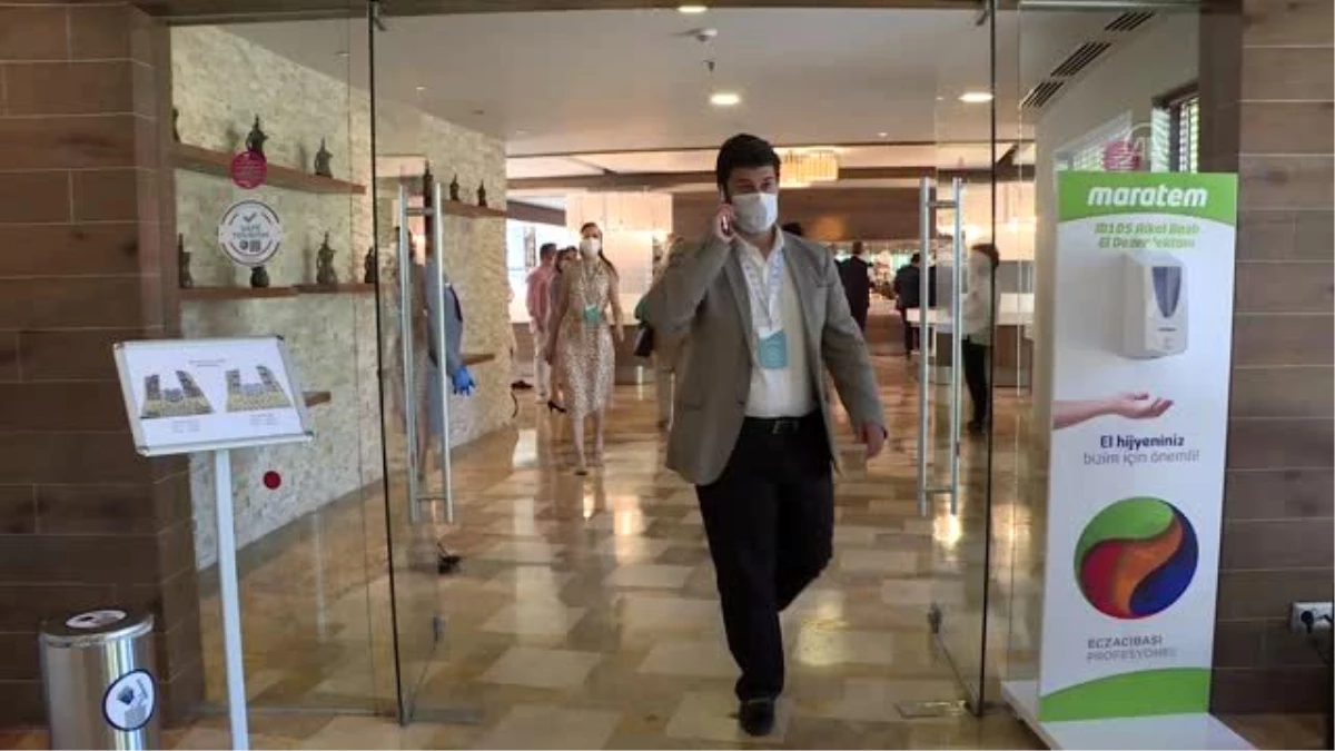 Son dakika haberleri: Büyükelçiler ve yabancı gazeteciler "güvenli turizm" için Antalya\'da buluştu
