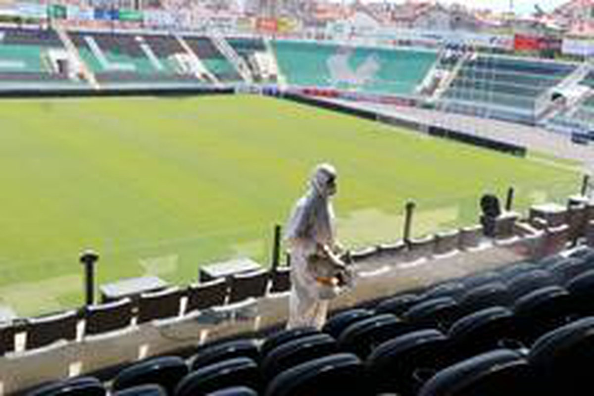 Son dakika spor: Denizlispor, Beşiktaş karşılaşması öncesi stadyum dezenfekte edildi