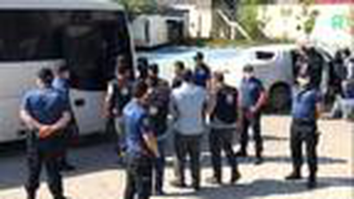 Ağrı merkezli göçmen kaçakçılığı operasyonu: 26 şüpheli tutuklandı