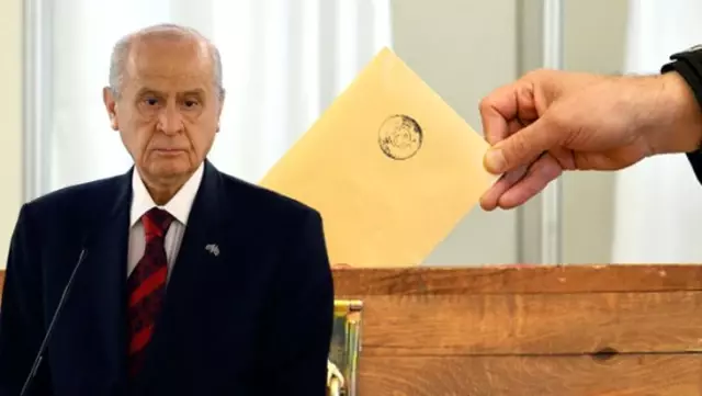 AK Parti, Bahçeli'nin önerisi üzerine harekete geçti! Seçim barajı düşüyor, vekil transferi son buluyor