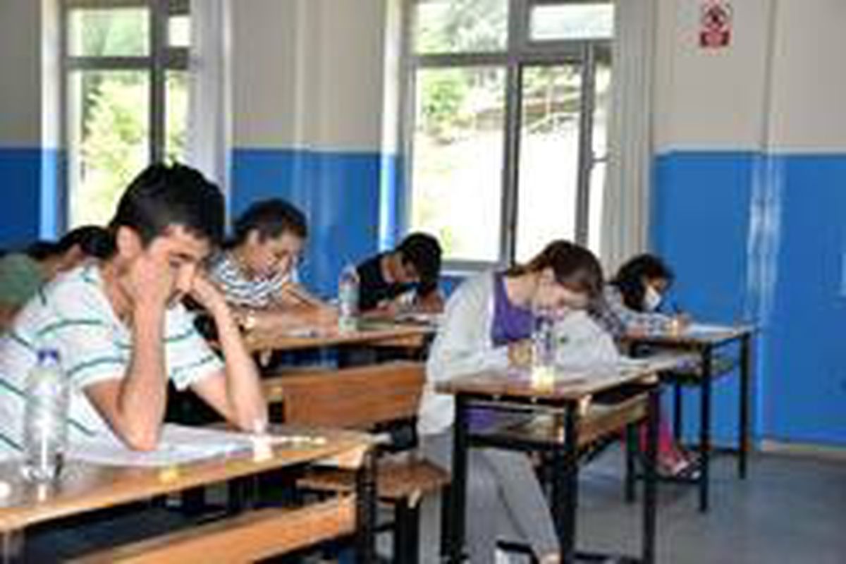 Bilecik\'te 3 bin 573 öğrenci ter döktü