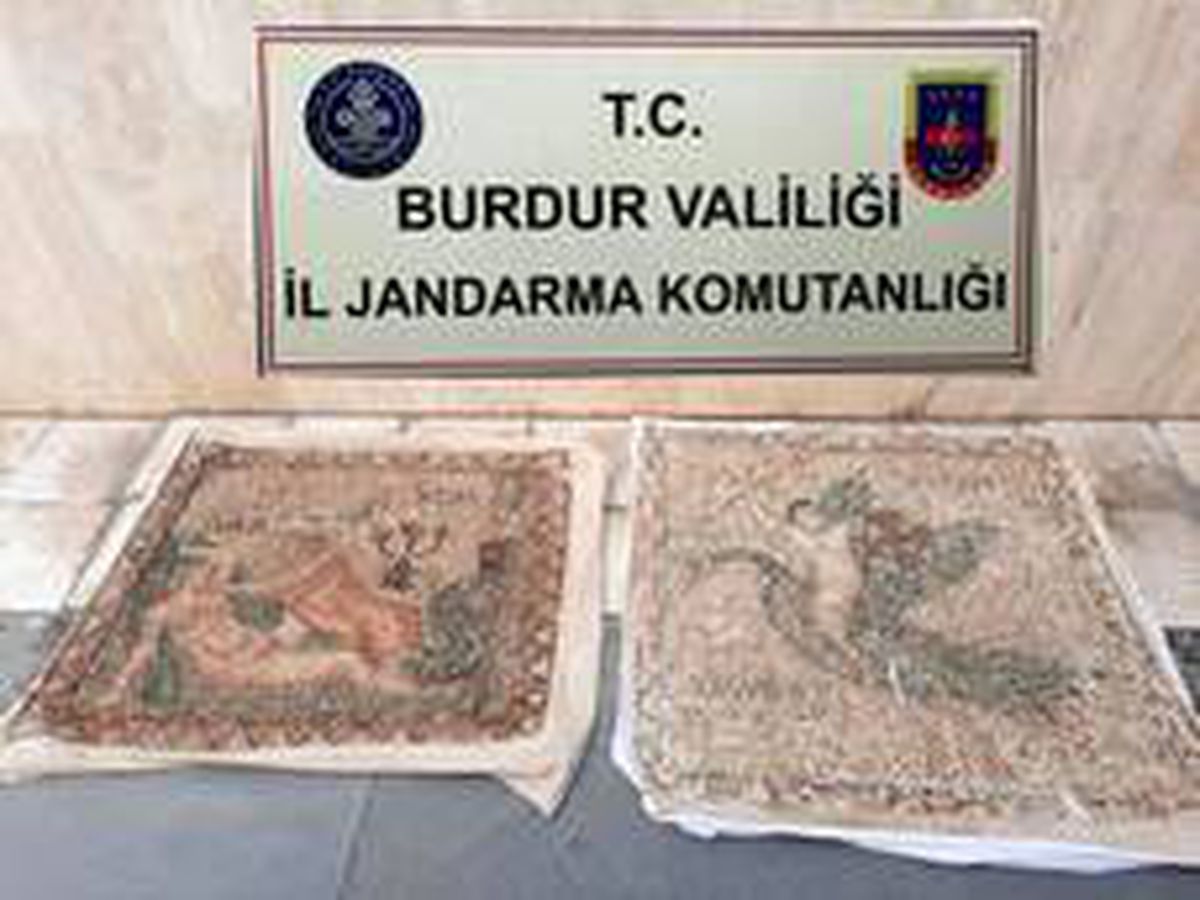 Son dakika... Burdur\'da tarihi eser kaçakçıları suçüstü yakalandı