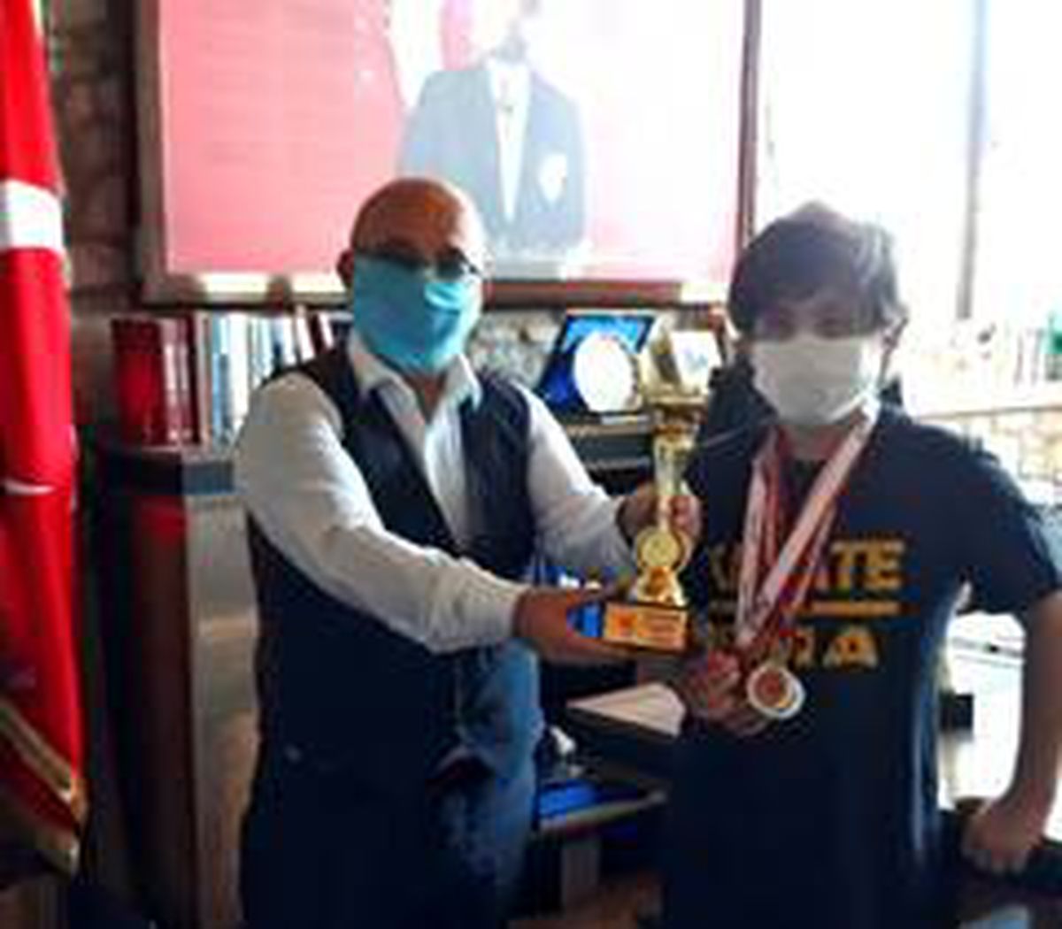 Son Dakika: Foçalı kardeşlerden Akar\'a ziyaret