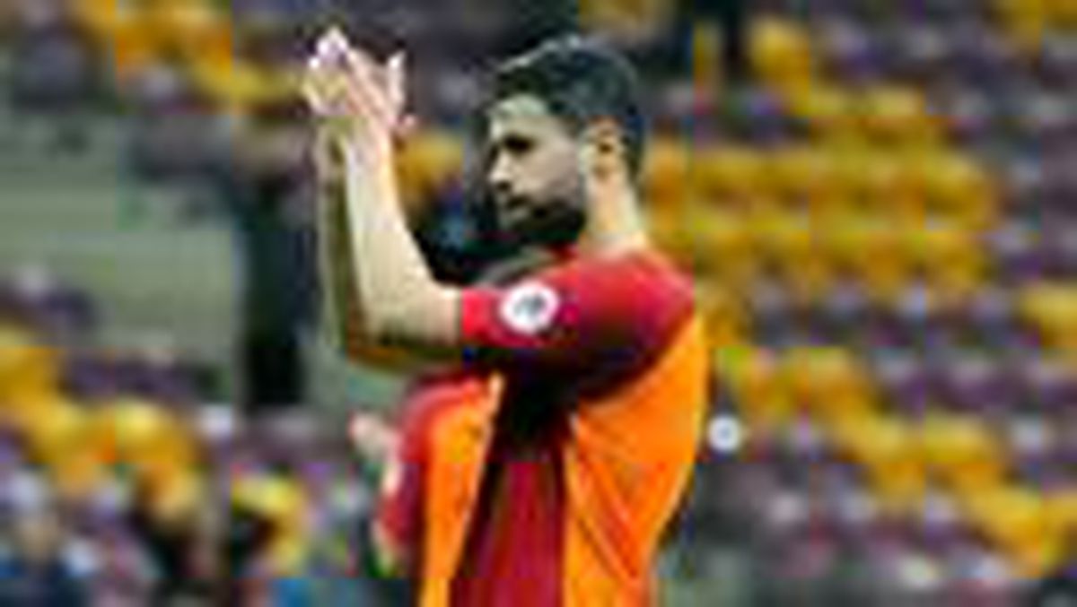 Galatasaray\'da yeni kaptan Ahmet Çalık!