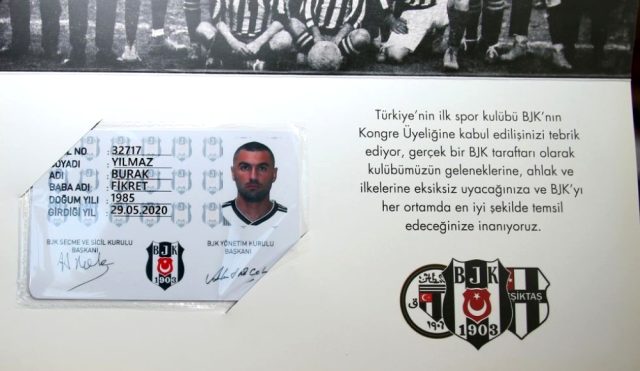 Hangi takımlı olduğu tartışılan Burak Yılmaz, Beşiktaş kongre üyesi oldu