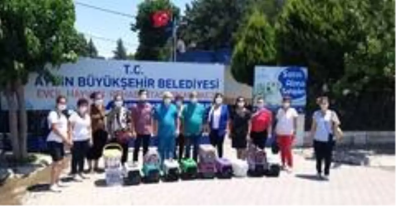 Can dostların bakımları Büyükşehir Belediyesi\'nin barınağında yapıldı