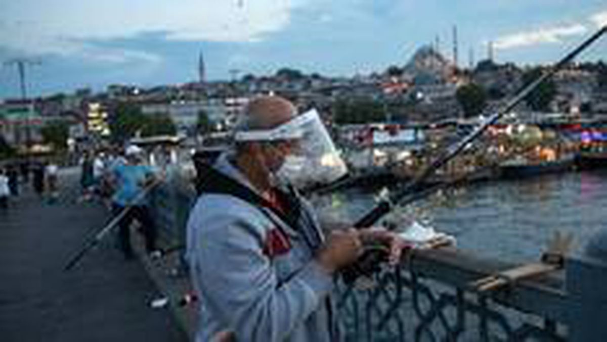 Koronavirüs: İstanbul\'da \'normalleşme\' ve endişe