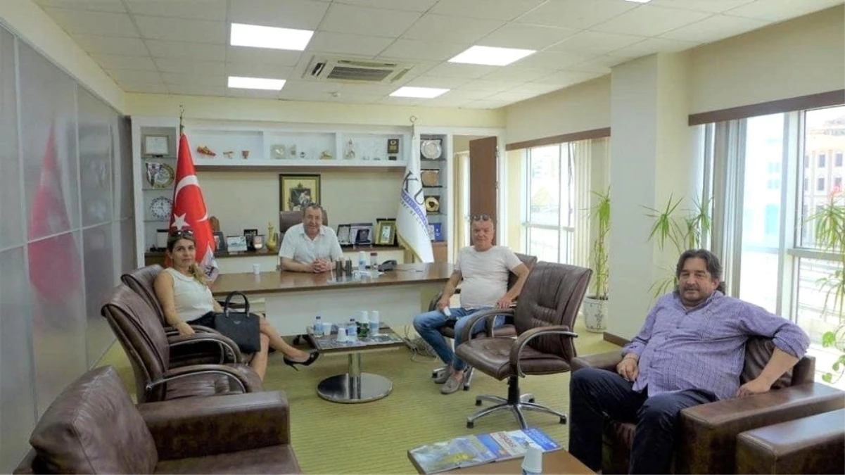 TÜRSAB yönetimi KUTO Başkanı Serdar Akdoğan\'ı ziyaret etti