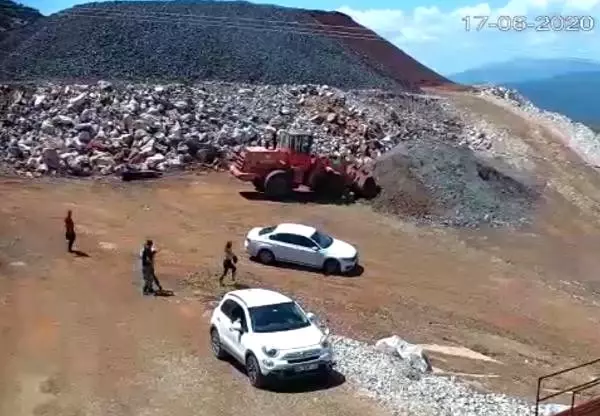 Maden alanında inceleme yapan avukatlara pompalı saldırı! Kamera her şeyi kaydetti