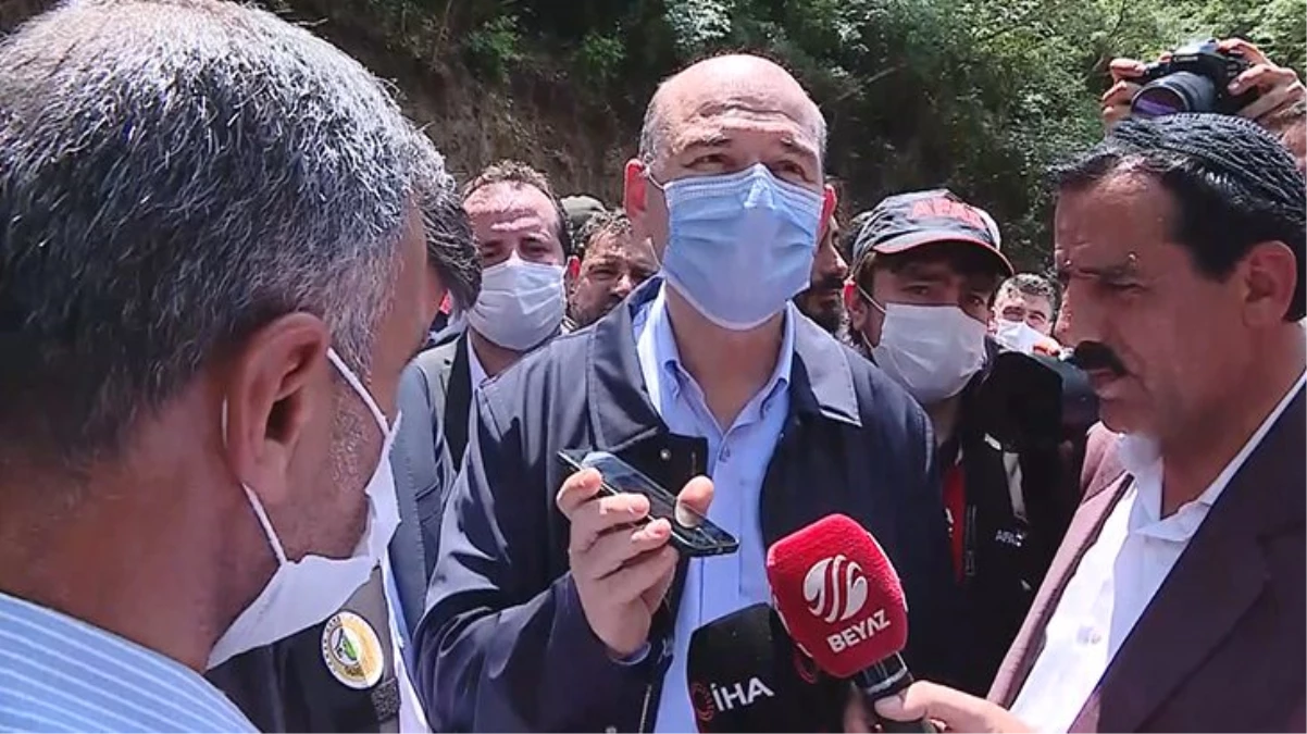 Felaket bölgesine giden Bakan Soylu, kameralar önünde Cumhurbaşkanı Erdoğan\'ı aradı