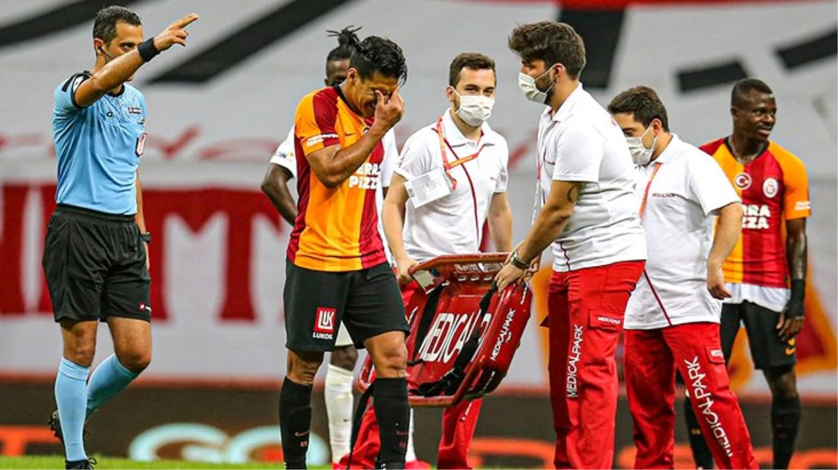 Galatasaray - Gaziantep FK maçında Radamel Falcao sakatlandı