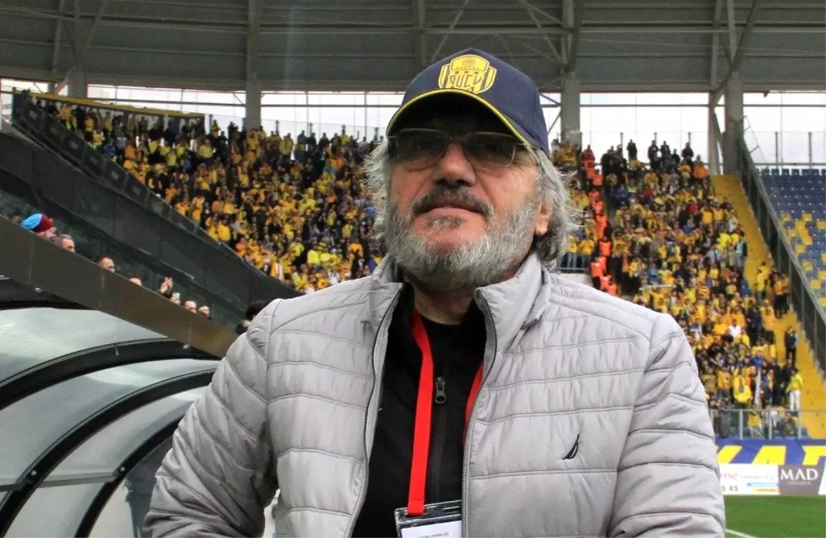 Ankaragücü, Mustafa Reşit Akçay ile yolları ayırdı