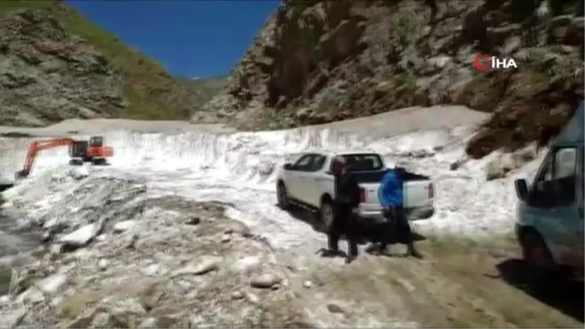 Bahçesaray\'da Haziran ayında karla kapanan yayla yolları açılıyor