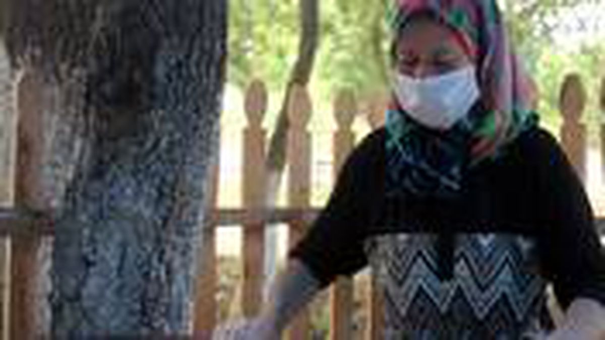 Köylü kadınlar ormanların içine kurdukları çadırla patron oldu