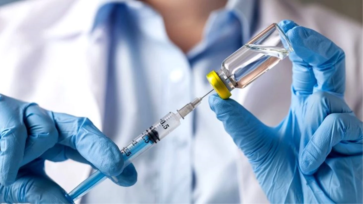 Trump\'ın koronavirüs danışmanı Fauci, aşının 2021 başında hazır olacağını açıkladı