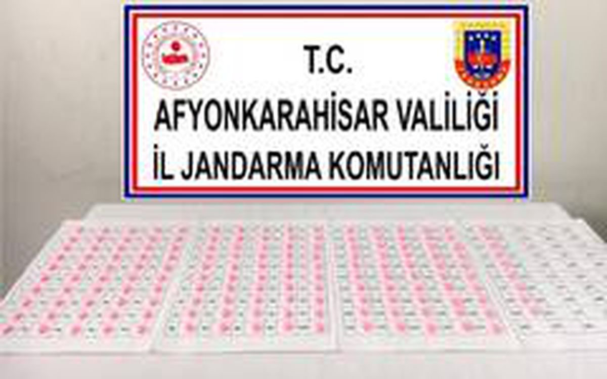 Afyonkarahisar\'da 159 adet ekstazi hap ele geçirildi
