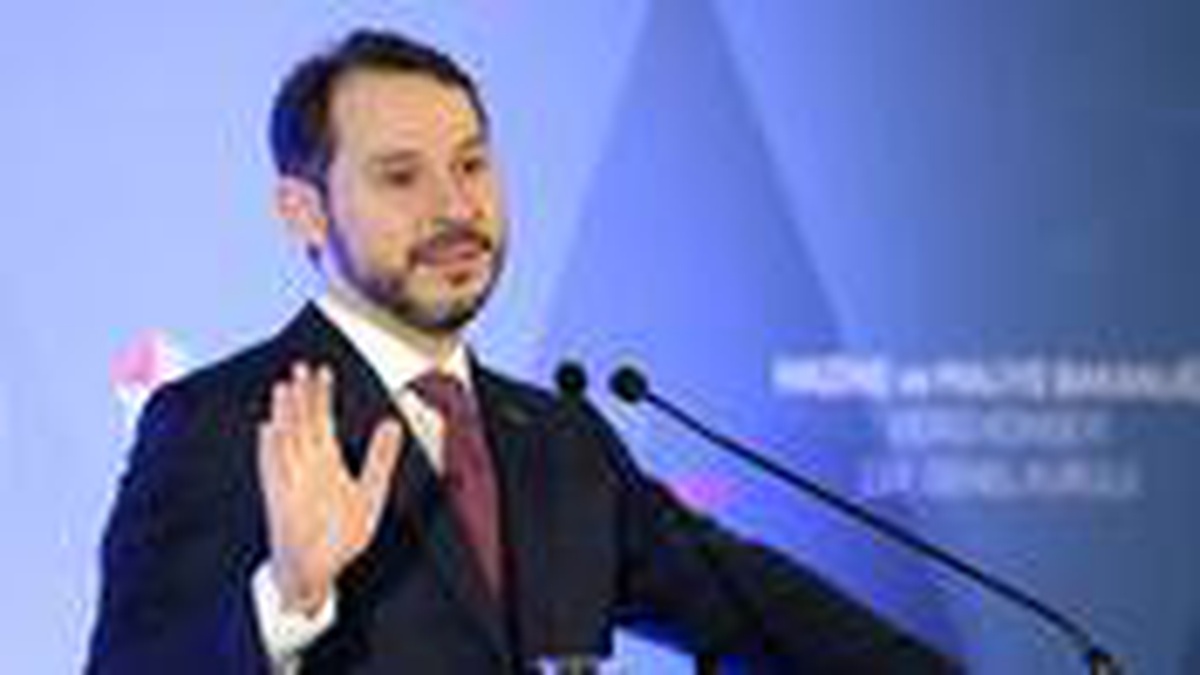 Bakan Albayrak: TL\'ye güvenen herkes kazanacak