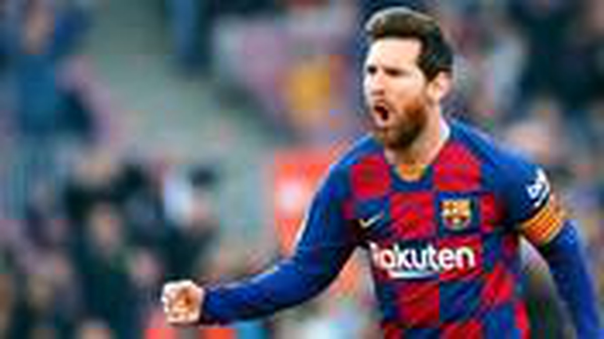 Barcelona\'nın yıldız futbolcusu Messi, çocuk yaşlarda da klasını konuşturuyordu