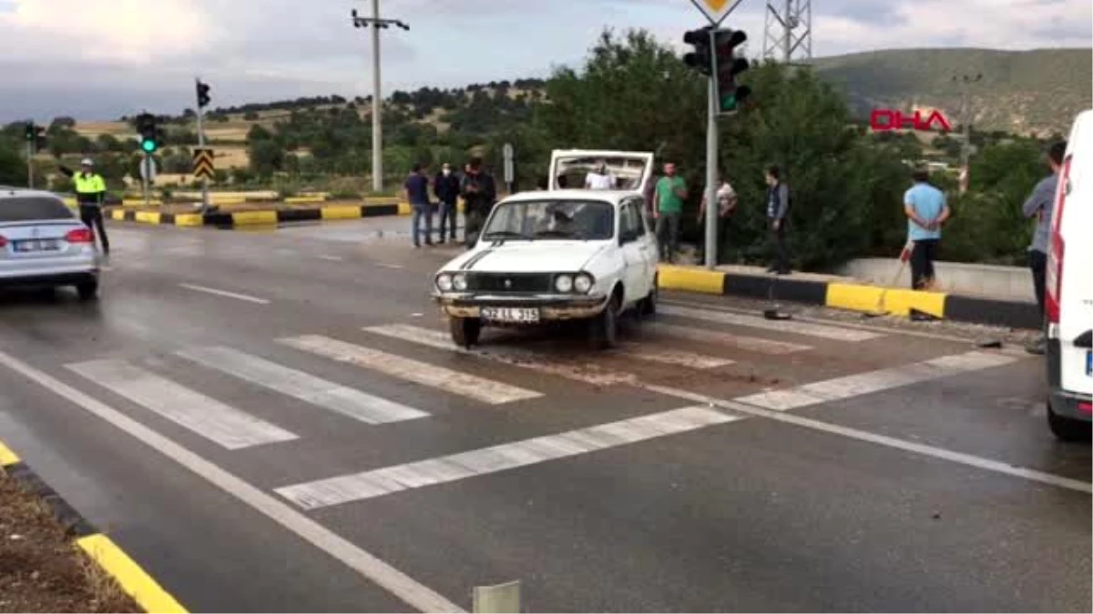 Isparta\'da kaza 3 yaralı