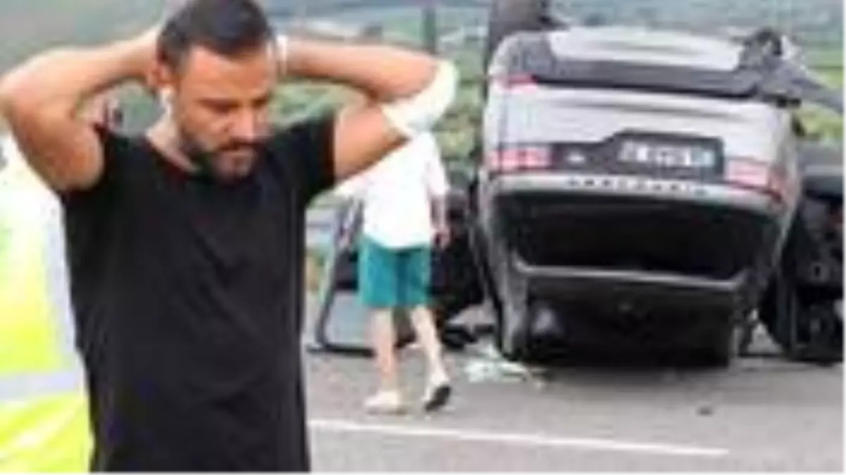 Ünlü şarkıcı Alişan kaza yaptı! Eşi ve çocuğunun da içinde olduğu araç takla attı