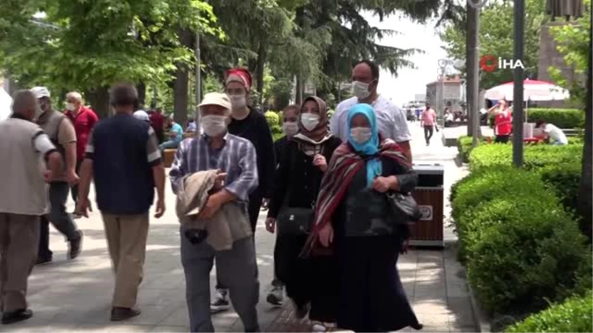 Vakalarının arttığı Trabzon\'da karantina uygulamaları yeniden başlatılırken, il genelinde de maske...