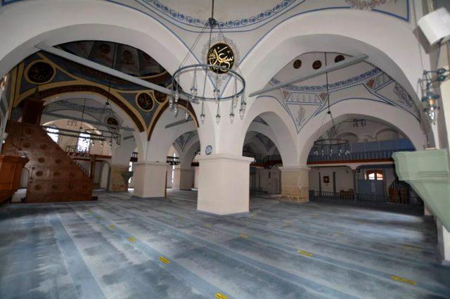 Kastamonu'daki 514 yıllık Nasrullah Camii'ne restorasyon yerine badana yapıldığı iddia edildi