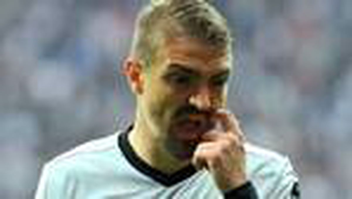 Caner Erkin\'e 1 saatte 5 transfer telefonu! Fenerbahçe, Galatasaray derken...