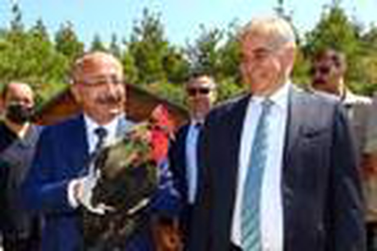 Denizli Valisi Atik, hayvan barınma merkezini ziyaret etti