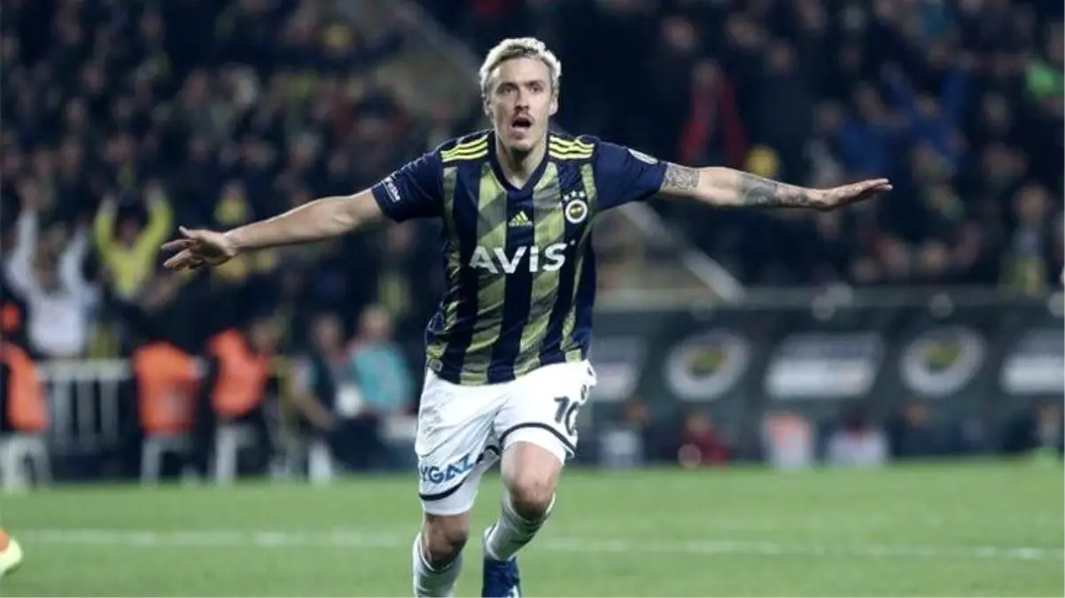 Fenerbahçe\'den ayrılan Max Kruse\'nin sosyal medyadaki Stuttgart paylaşımı dikkat çekti