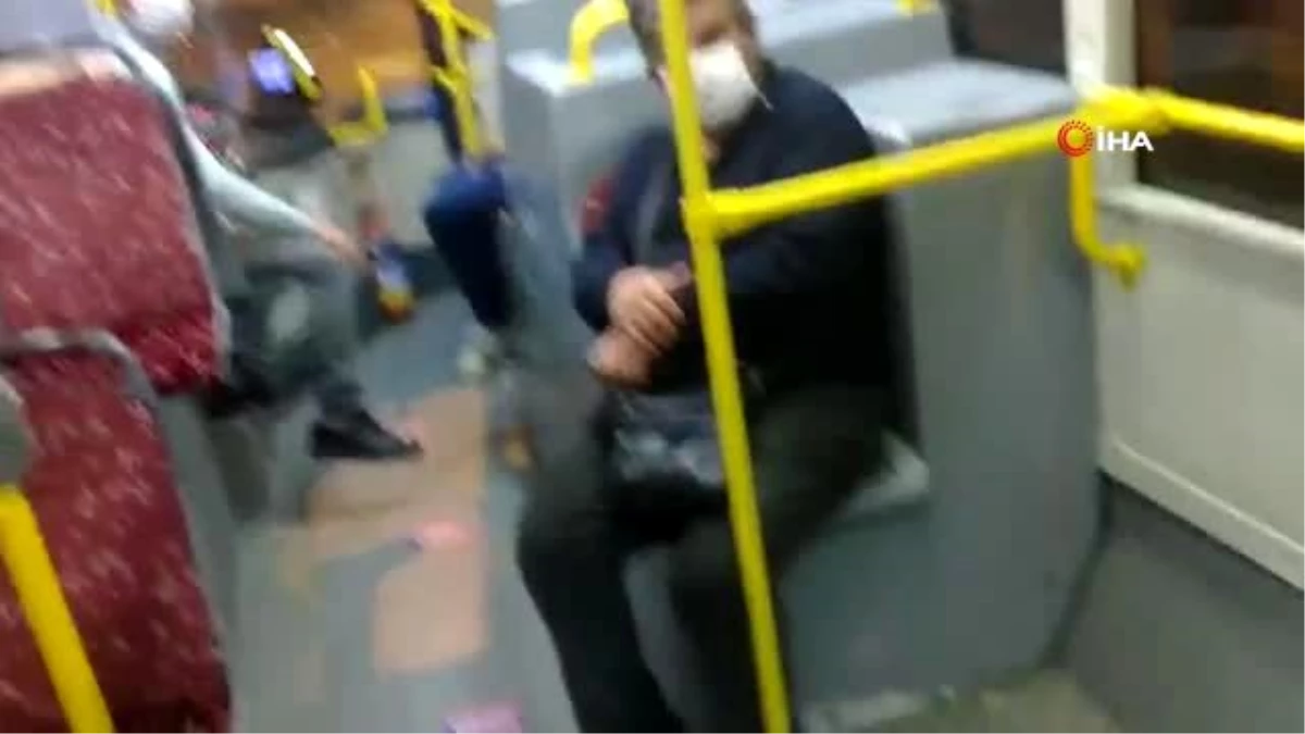 İstanbul\'da "geç geldi" diye otobüsün camını kırdılar