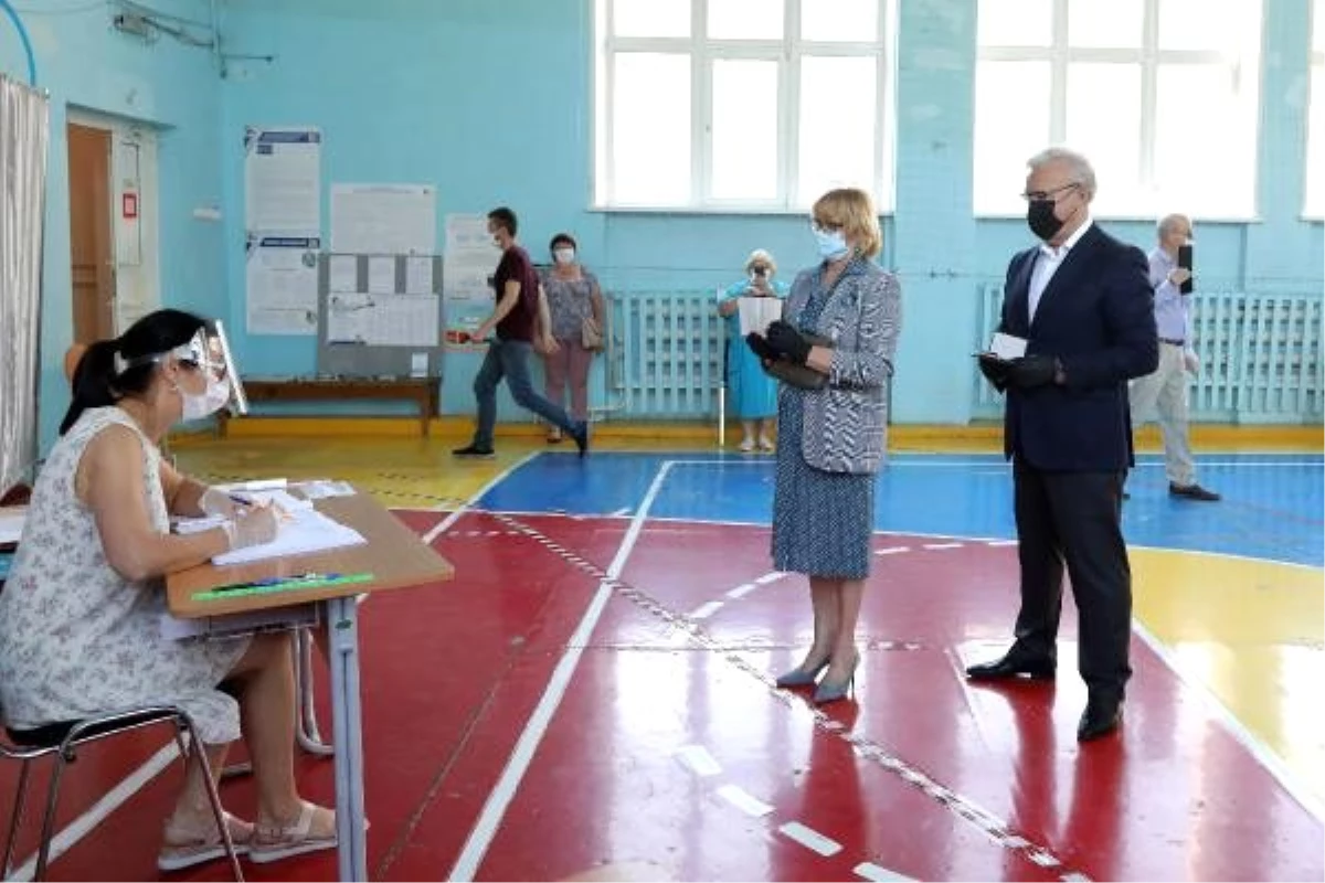 Rusya\'da anayasa referandumu için oy verme işlemi başladı