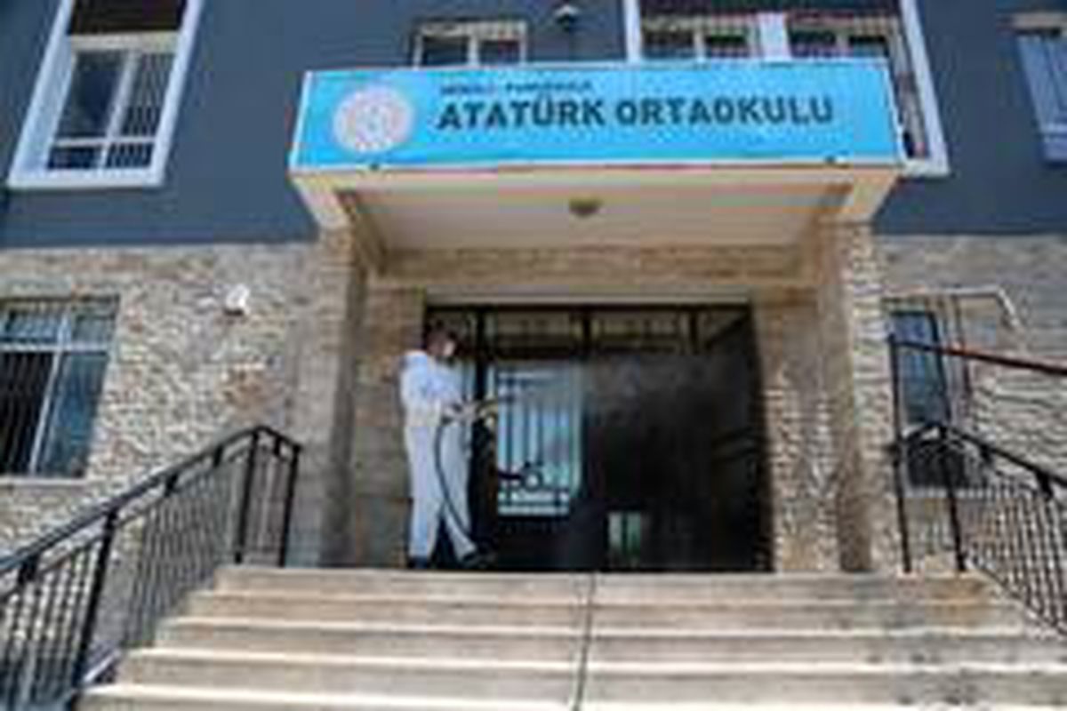Başkan Örki, sınava girecek olan öğrencilere başarılar diledi