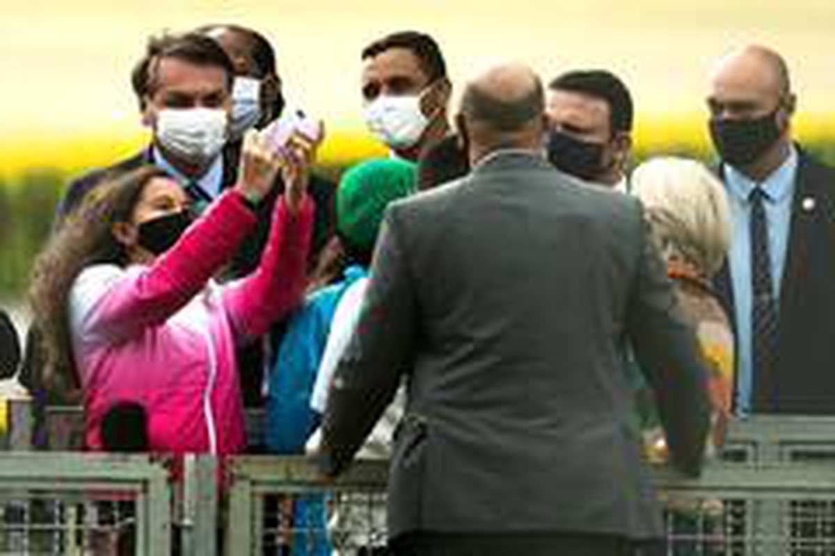 Brezilya Başkanı Bolsonaro\'ya getirilen maske takma zorunluluğu temyize götürüldü