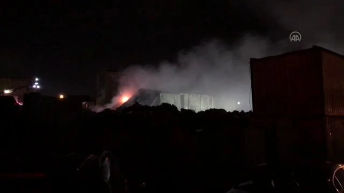 İstanbul\'da katı atık merkezinde çıkan yangın söndürüldü