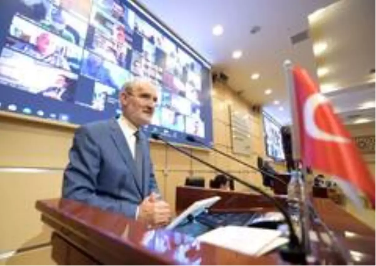 İTO Başkanı Avdagiç: "Büyüme ve cari açık sarmalını kırmak için riskli olsa da bir hamle yapmanın...