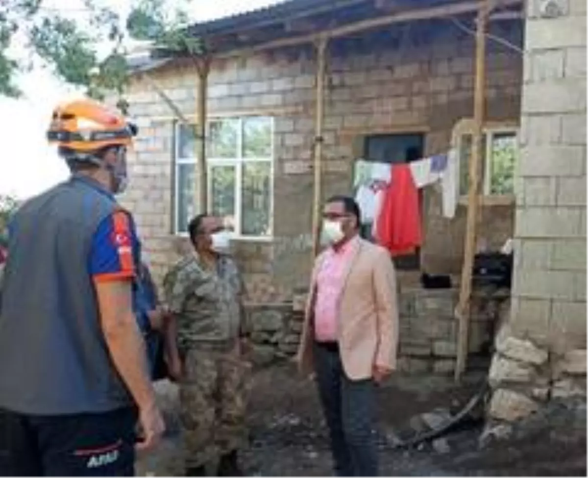 Kaymakam Sayar deprem bölgesinde