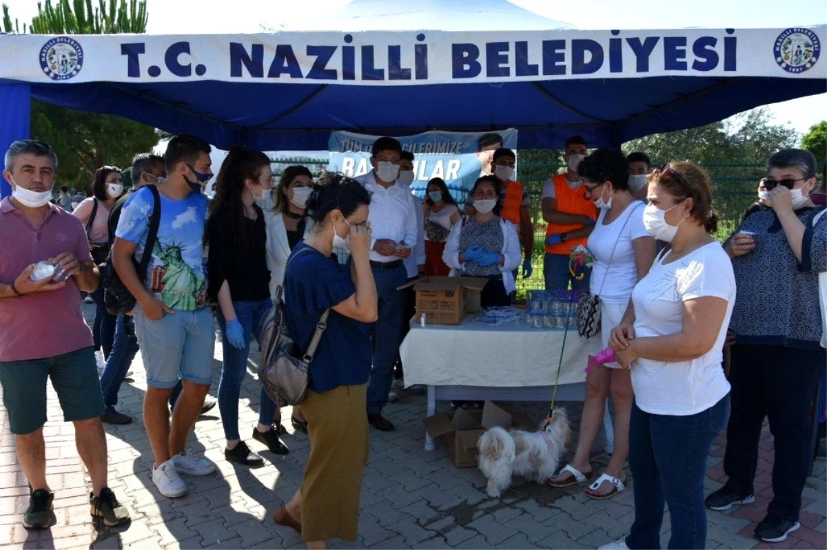 Başkan Özcan öğrencileri yalnız bırakmadı