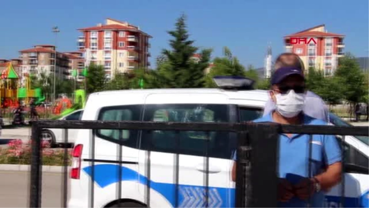 ISPARTA Sınava alınmayınca taksi ücretini isteyen şoförle tartıştı