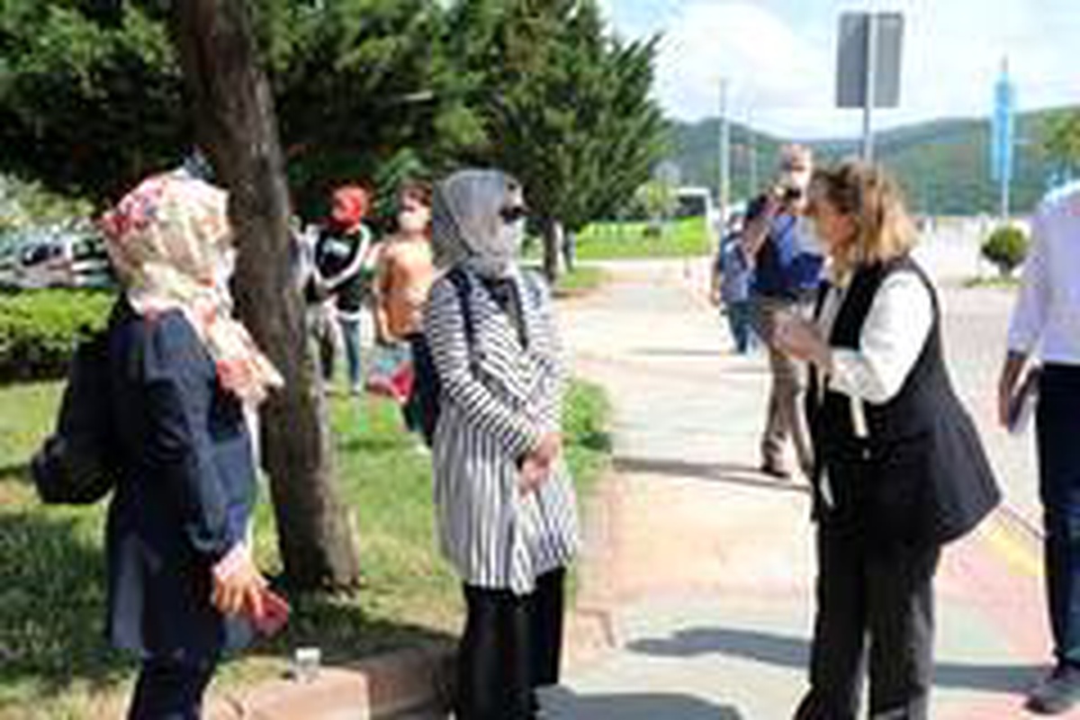 İzmit Belediyesi öğrencileri, YKS\'de yalnız bırakmadı