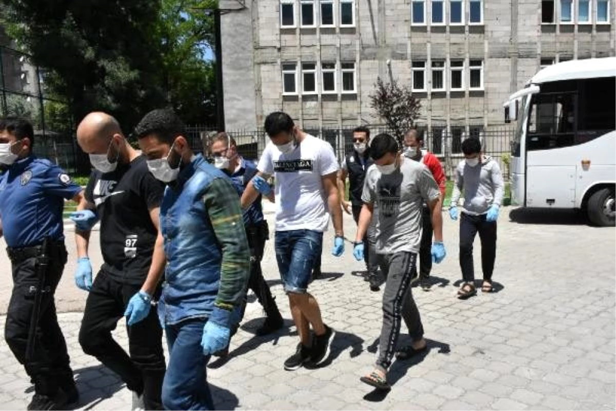 Samsun\'da DEAŞ operasyonu: 11 gözaltı