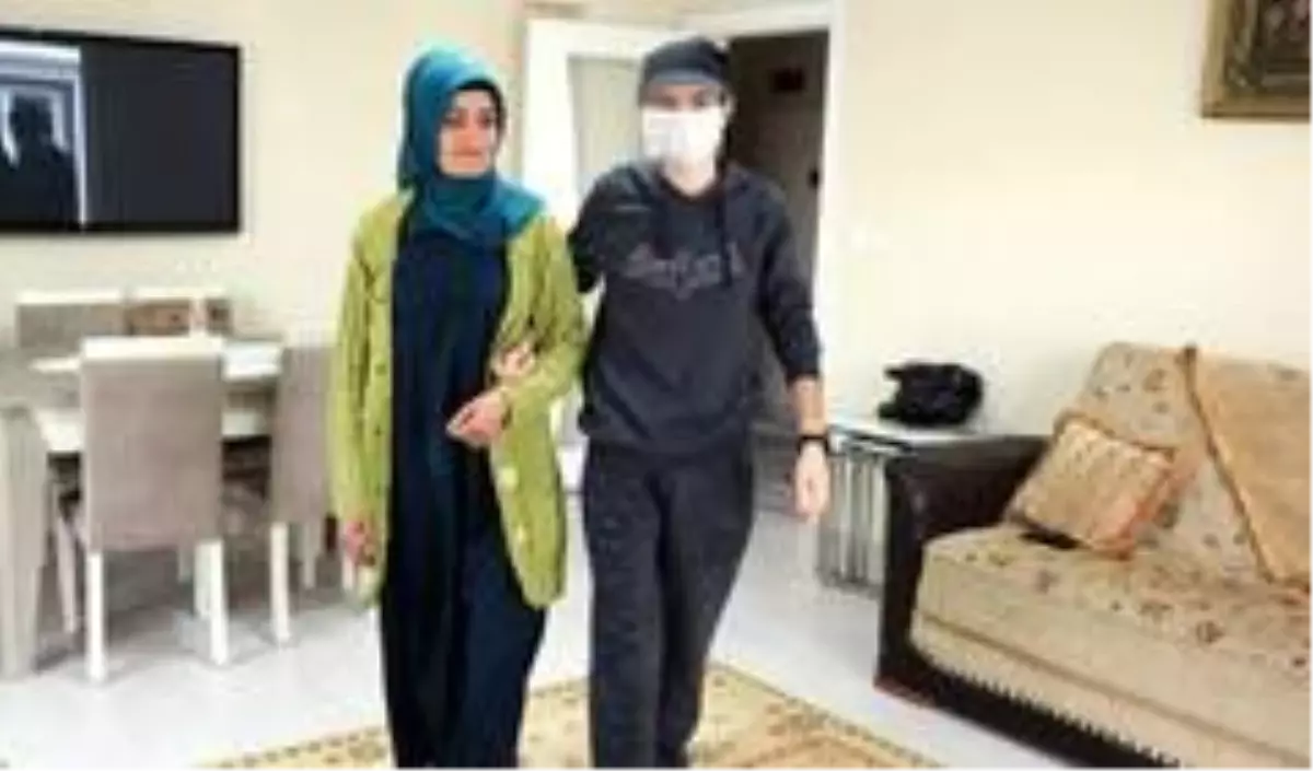 3 yıldır kanserle savaşıyordu, merdivenden düşerek hayatını kaybetti