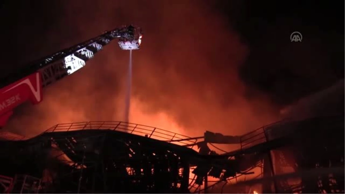 Adana\'da fabrika yangını (10)