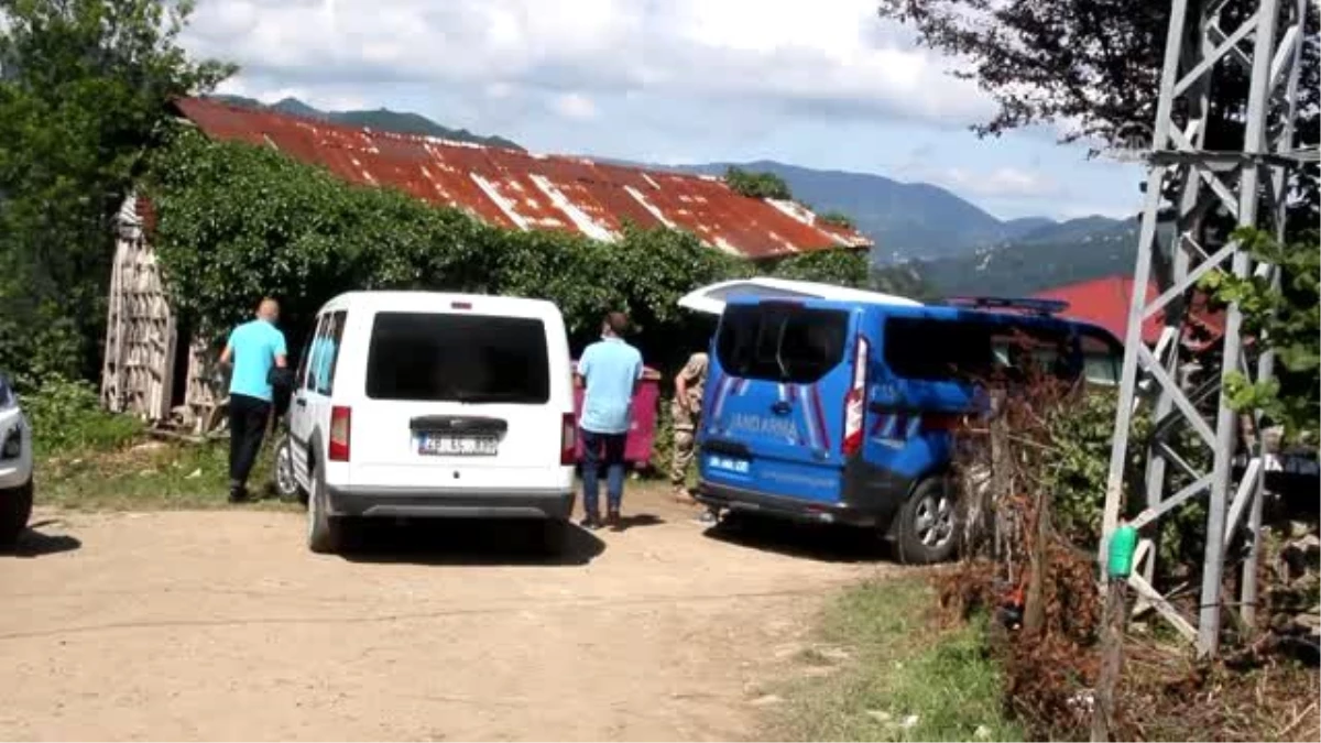 Kayıp kız çocuğunu arama çalışmaları devam ediyor (2)