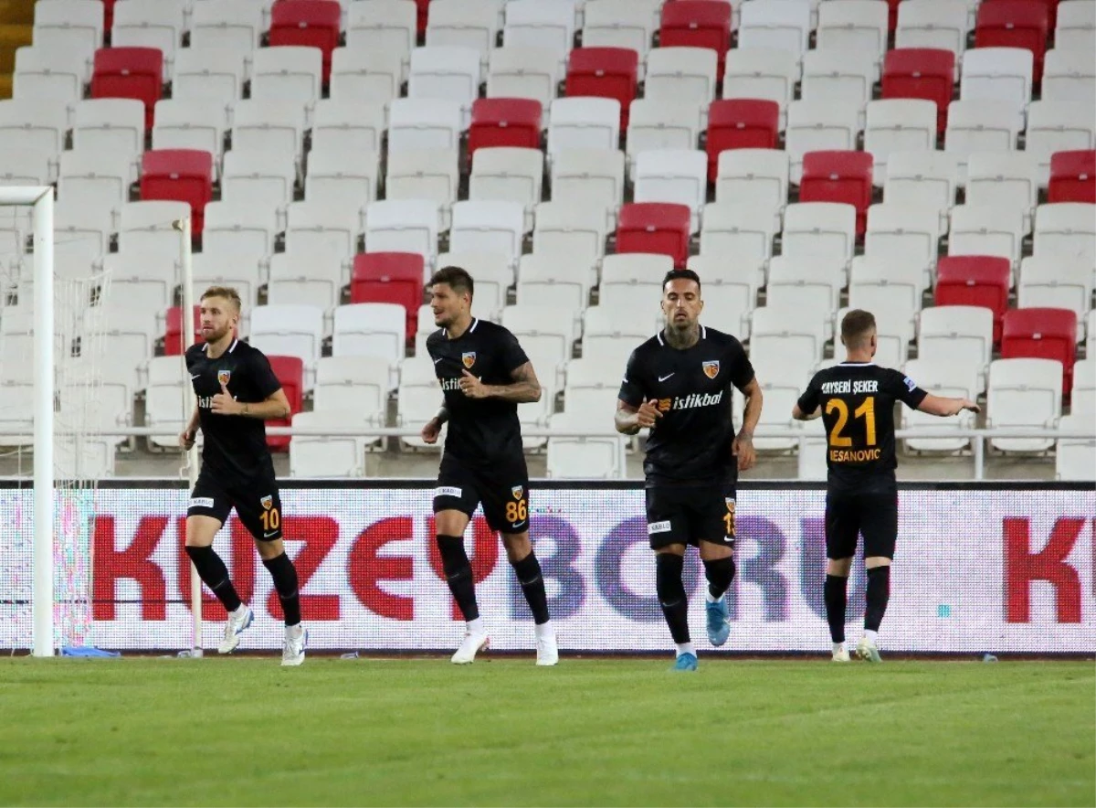 Süper Lig: Sivasspor: 0 Kayserispor: 2 (Maç sonucu)
