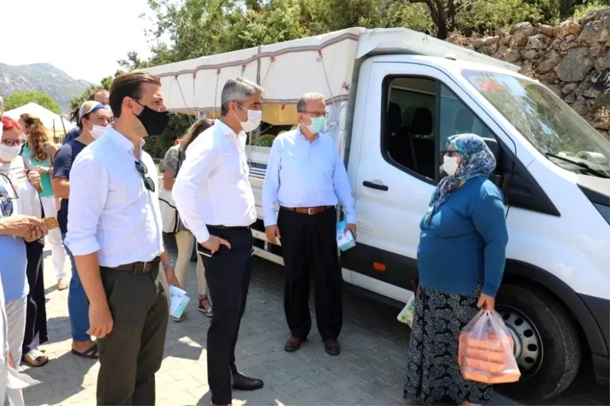 Başkan Oktay, Osmaniye Mahallesi\'ni ziyaret etti