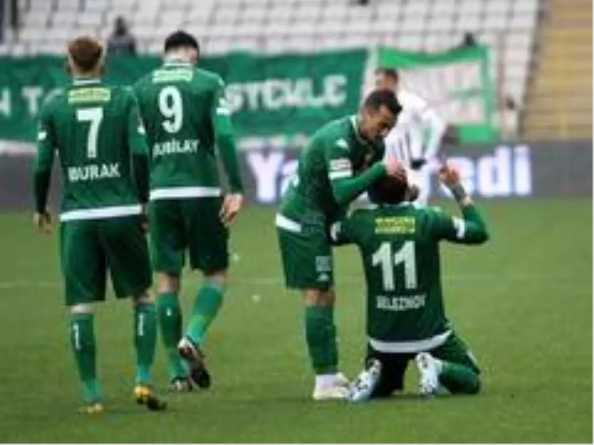 Bursaspor\'da Seleznov kadroda yine yok