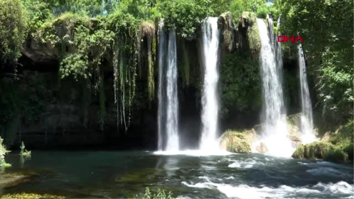 Antalya Düden Şelalesi kendini yeniledi