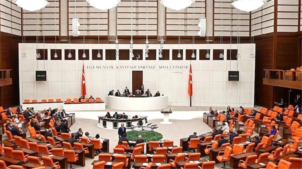 CHP, internet medyası çalışanlarına basın kartı verilmesi için Meclis\'e kanun teklifi sundu