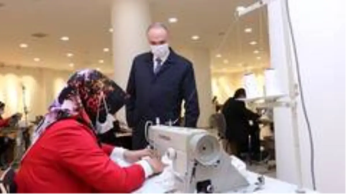 Son dakika haberleri! Düzce Belediyesi 800 bin maske üretti