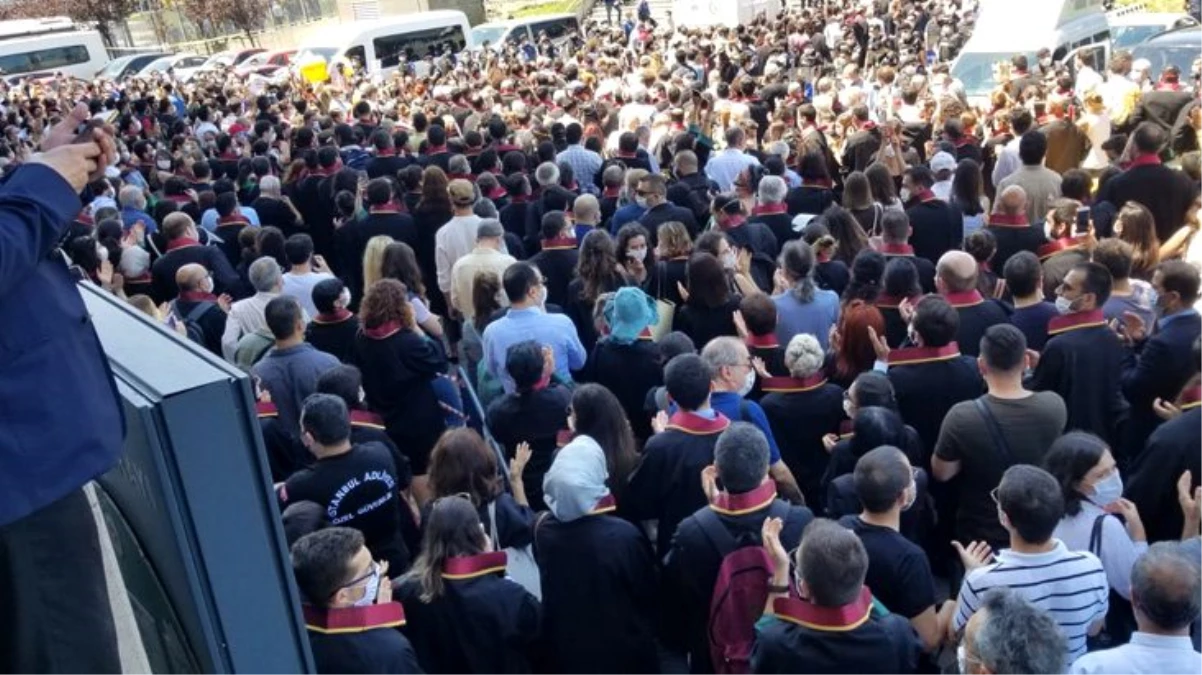 İstanbul Barosu çoklu baro sistemini protesto etmek için toplandı! İşte eylemin gerekçesi 5 maddelik kanun teklifi